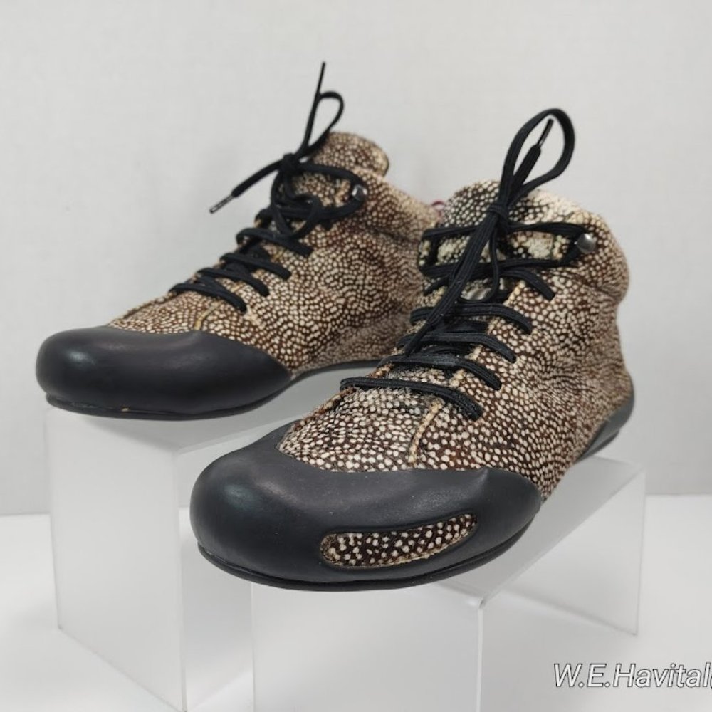 Camper® Women's Peu Senda 46713-004 Flexibility Pigskin Ankle Boot Size US 8.5